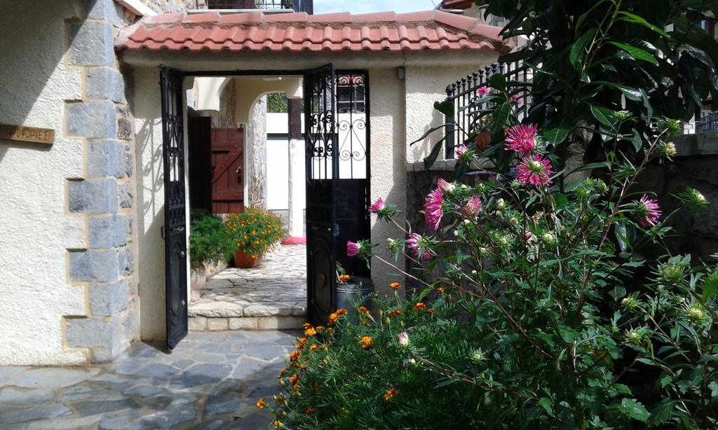 Archontiko Nikolopoulou Vytina Exterior foto